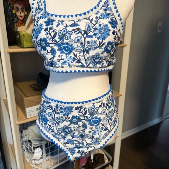 Blue Floral Bikini Set size Large NWOT - Picture 5 of 8